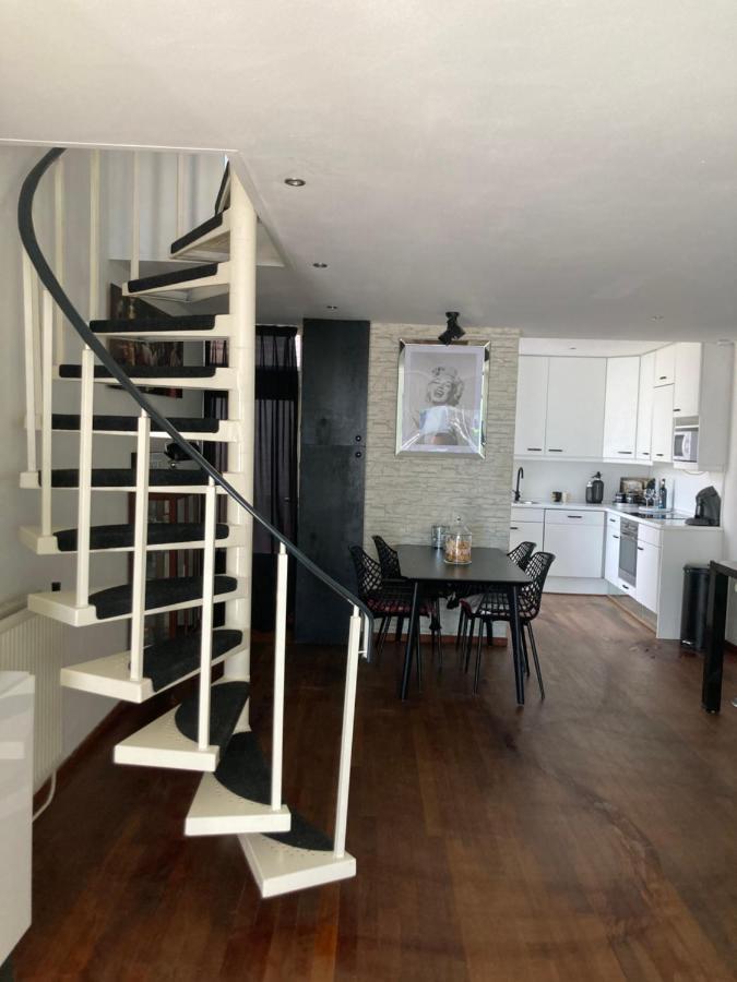 Beach House Hollywood Apartment ซานด์โวร์ต ภายนอก รูปภาพ